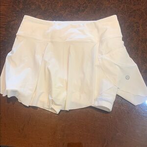 New!!! Lululemon White Athletic Skirt with build in shorts